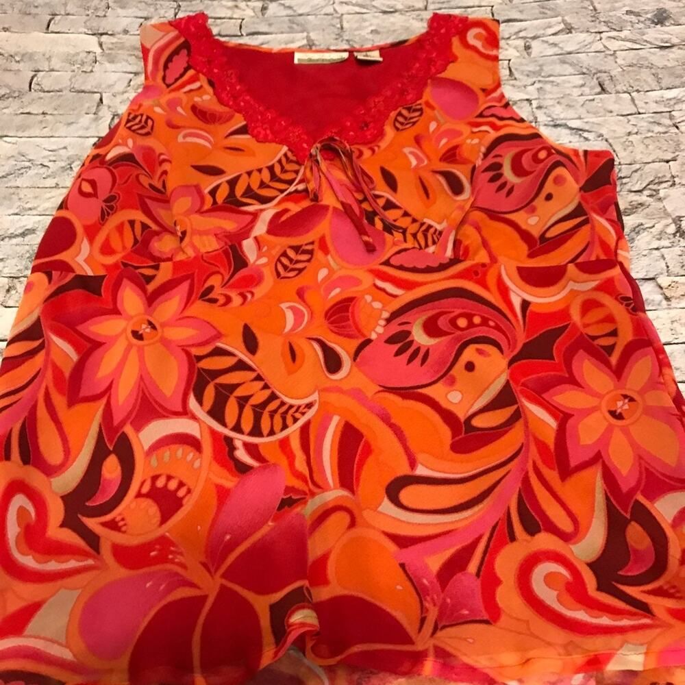 Ladies Large Top - Picture 1 of 8